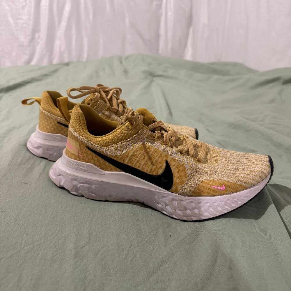 Nike React Flyknit - image 1